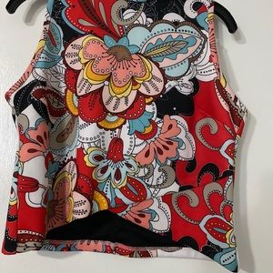 Women’s cropped top